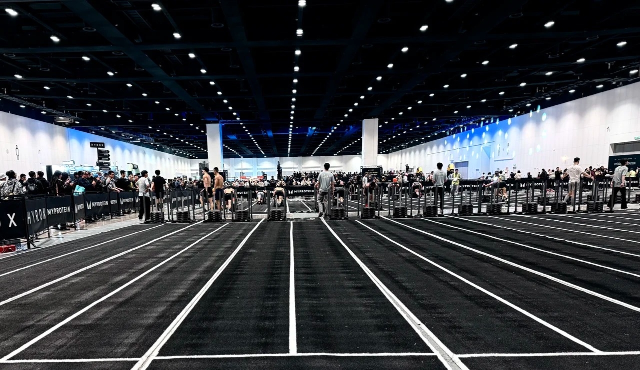 Хочете знати HYROX? Повний посібник із обладнання для професійного навчання